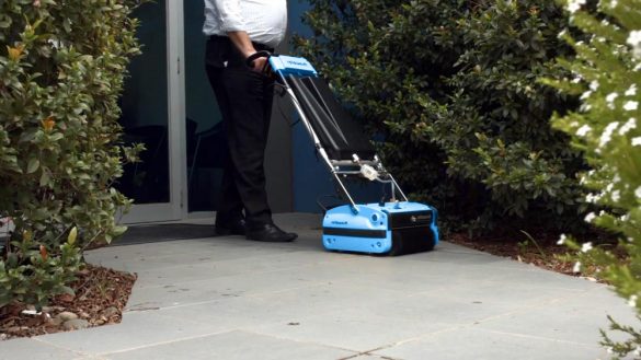 Cleaning Outdoor Patio Floors - Rotowash