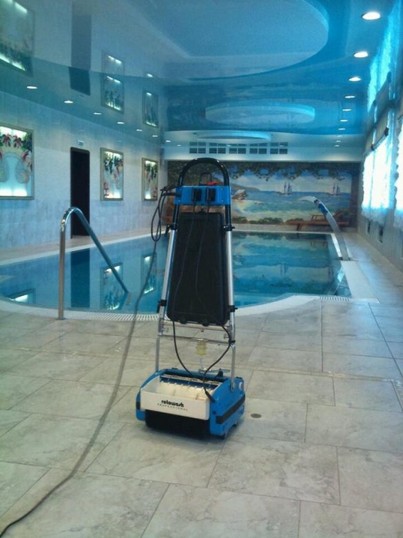 Pool Tiles Floor Cleaning